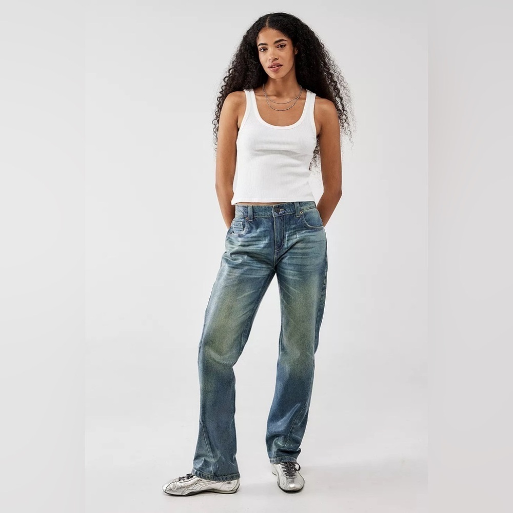 NWT BDG Urban Outfitters 90s Loose Straight Jeans 27W 32L Vintage Wash